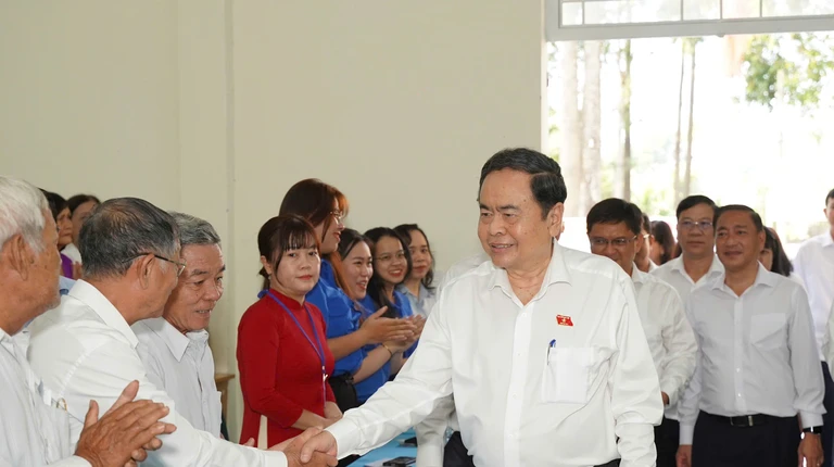 Chùm ảnh: Chủ tịch Quốc hội Trần Thanh Mẫn tiếp xúc cử tri tại TP.HCM trước thềm bầu cử