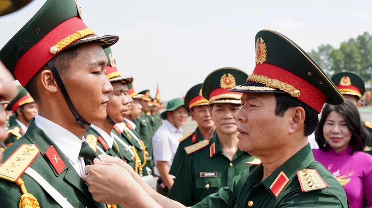 Đại tướng Nguyễn Tân Cương: 'Chất lượng luyện tập diễu binh 30-4 đã nâng lên rõ rệt'