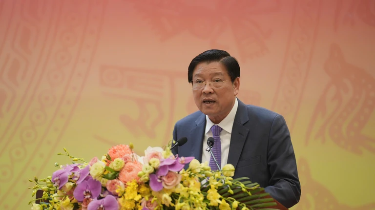 Cần một nghị quyết của Bộ Chính trị về đổi mới tư duy xây dựng và thi hành pháp luật