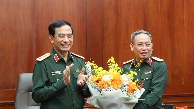 Trung tướng Trần Công Chính nhận nhiệm vụ Tổng cục trưởng Tổng cục II