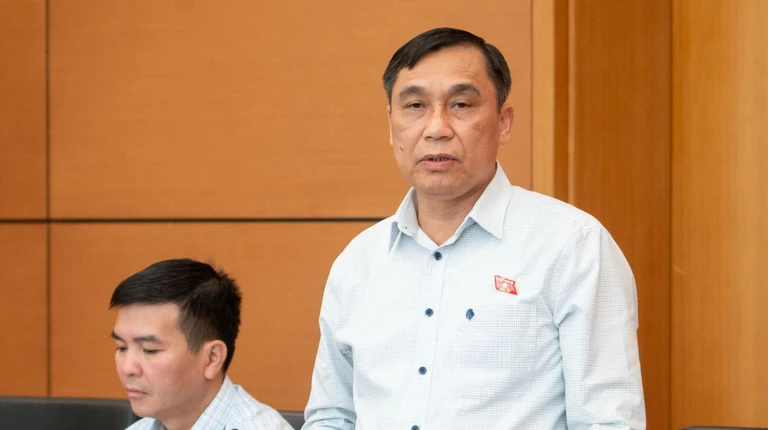 6 lãnh đạo cấp tướng thuộc Bộ Quốc phòng thôi giữ chức vụ, chờ nghỉ hưu