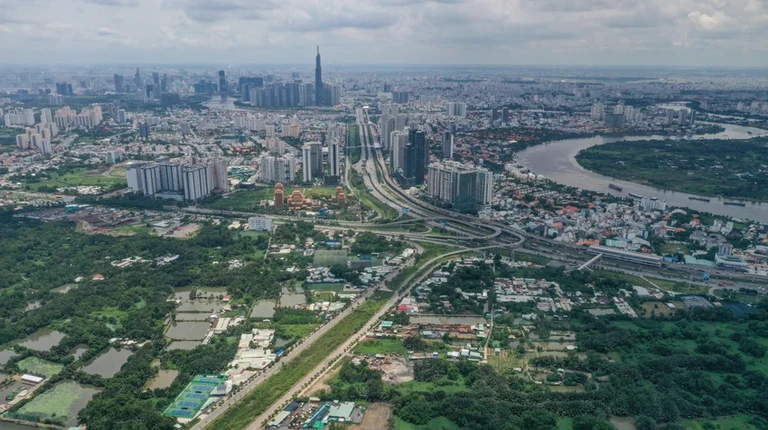 Cả nước có bao nhiêu đơn vị cấp huyện, xã sau khi sáp nhập?