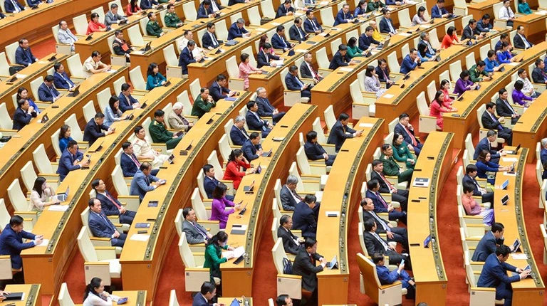 Triệu tập kỳ họp thứ 9, Quốc hội sẽ sửa Hiến pháp và nhiều luật để sáp nhập tỉnh, bỏ cấp huyện