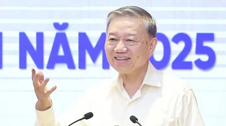 Tổng Bí thư: Chuyển đổi số là hệ thần kinh trung ương, cầu nối sống còn giữa tỉnh và xã