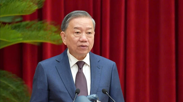 Khai mạc Hội nghị Trung ương 12, xét bổ sung quy hoạch Ủy viên Trung ương, Ban Bí thư, Bộ Chính trị khóa XIV