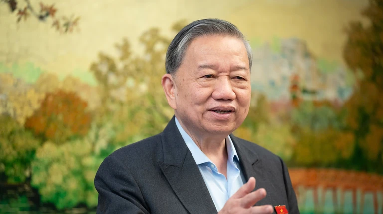 Bộ Chính trị: Đến năm 2030, người dân được miễn viện phí ở mức cơ bản