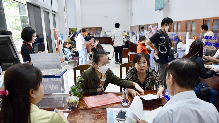 Tổng rà soát, cơ cấu lại đội ngũ cán bộ, công chức cấp xã