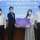 Quỹ từ thiện Kim Oanh tặng 5.000 túi thuốc điều trị COVID-19 cho Bình Dương
