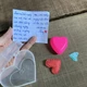 Tan chảy với lá thư con gái 7 tuổi gửi mẹ đang cách ly