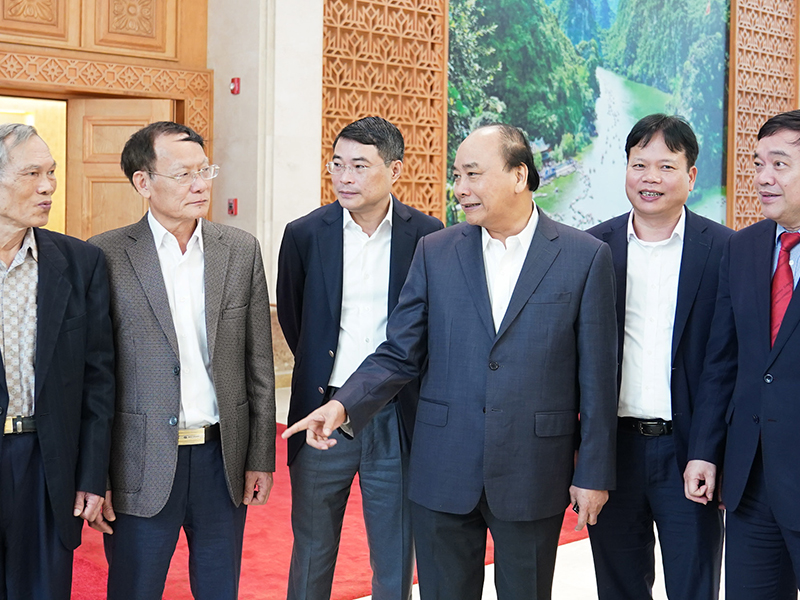 Thủ tướng muốn vừa chống dịch tốt, vừa giữ tăng trưởng