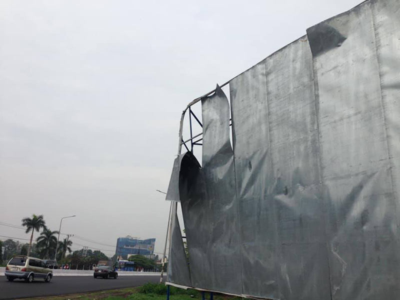 Nguy hiểm từ các bảng quảng cáo