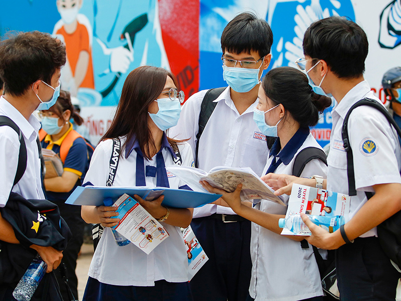 Thí sinh thở phào trong ngày thi THPT đầu tiên