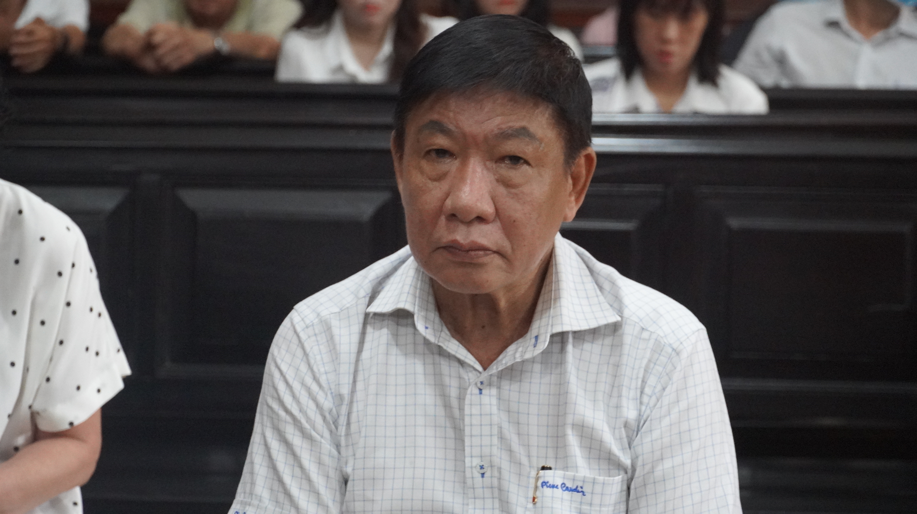 Bị cáo Phan Minh Tân, cựu giám đốc Sở KH&CN TP.HCM, tại phiên tòa. Ảnh: HĐ image2.jpeg
