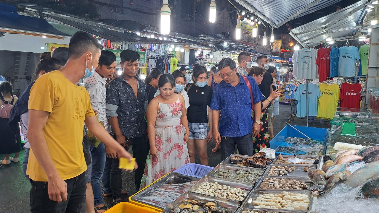 Chợ đêm Phú Quốc sẽ là một trong những sản phẩm du lịch đêm