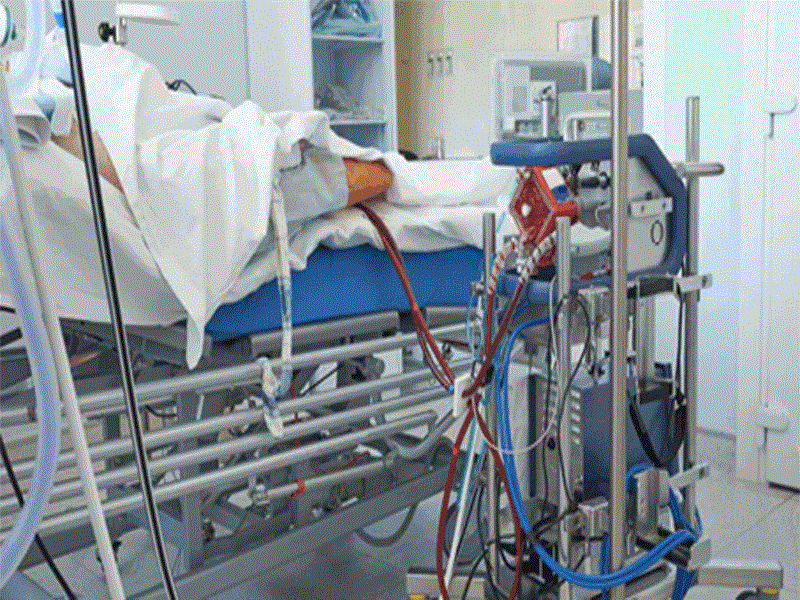 Sáng 16-5: Thêm 1 ca mắc COVID-19 là hành khách từ Nga về nước ảnh 1 50 người đăng ký hiến phổi cho phi công người Anh mắc COVID-19