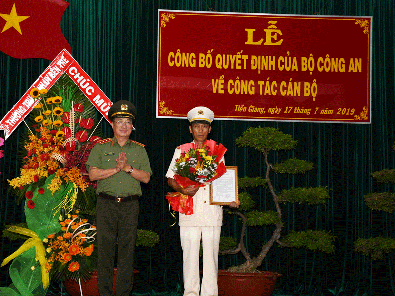 Bộ Công an điều động, bổ nhiệm nhiều cán bộ Công an Tiền Giang ảnh 2 Phó GĐ Công an Bến Tre làm Giám đốc Công an Tiền Giang