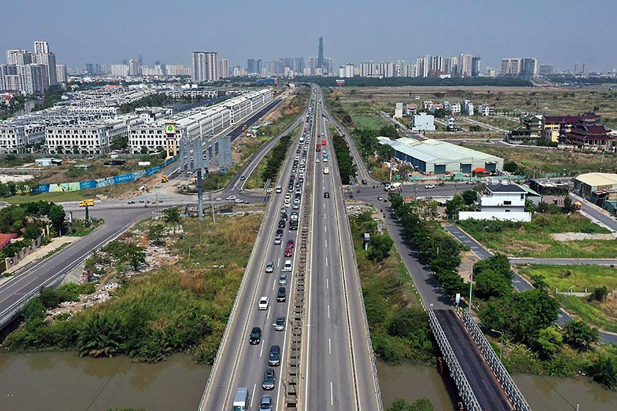 Tuyến cao tốc TP.HCM - Long Thành - Dầu Giây kết nối giao thông các tỉnh vùng Đông Nam Bộ. 