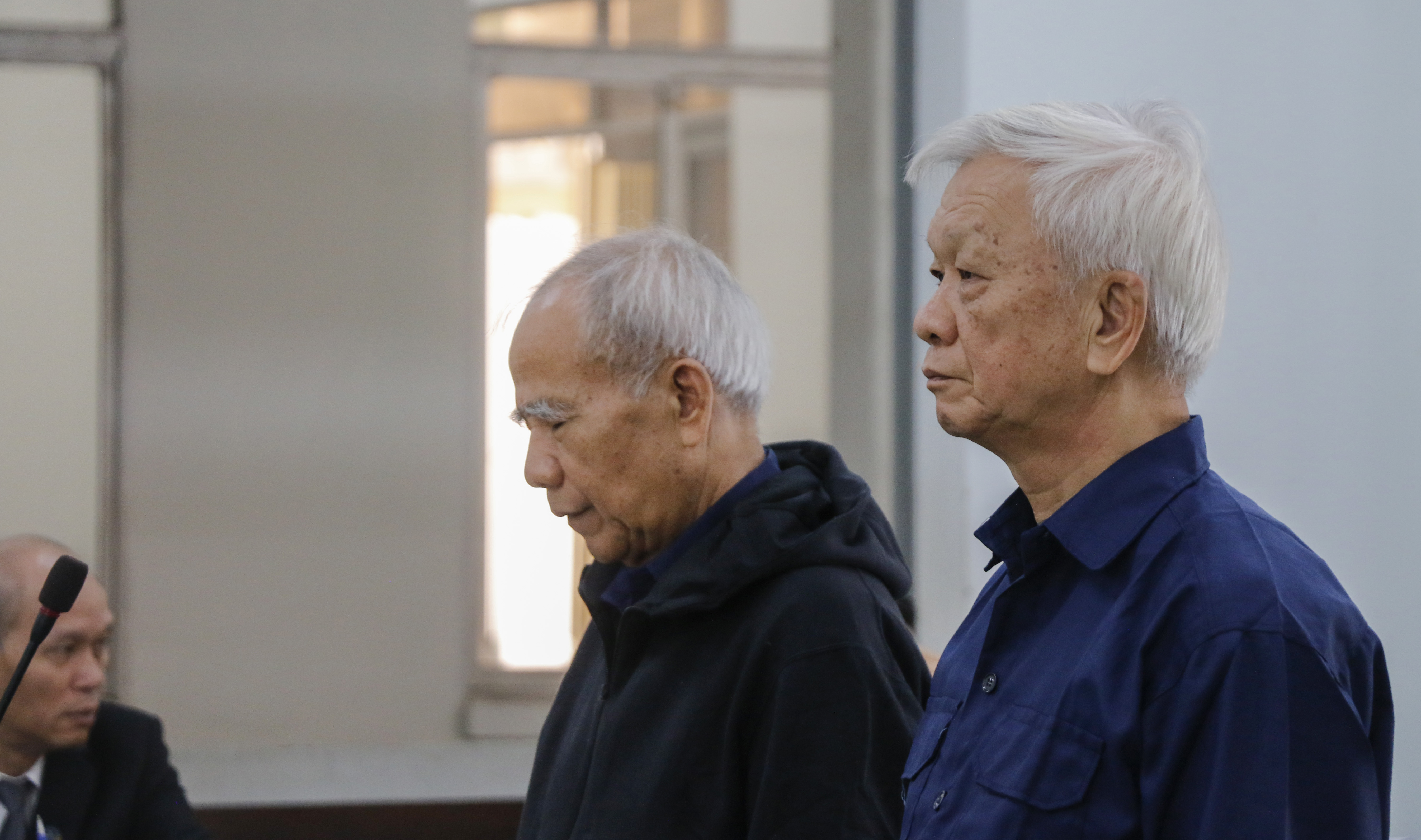 An ninh thắt chặt tại phiên tòa xử 3 cựu chủ tịch, phó chủ tịch tỉnh Khánh Hòa