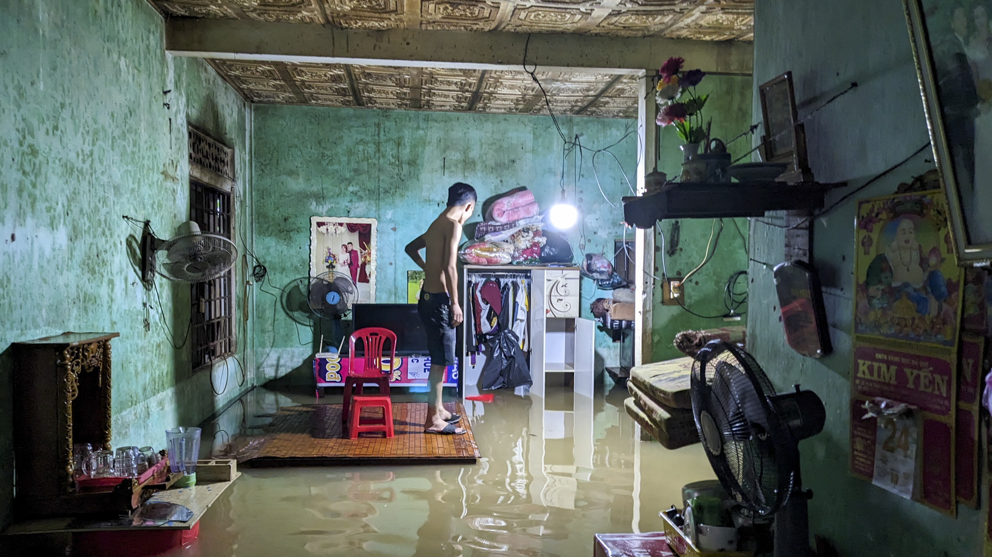 Nhiều khu vực ở TP Đông Hà bị ngập sâu