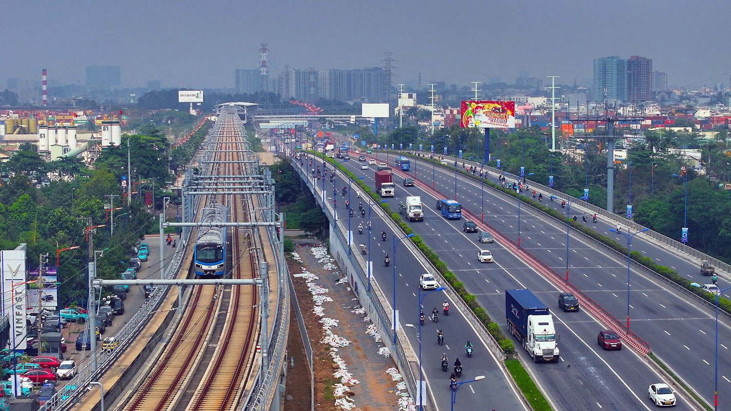 Tuyến metro số 1 (Bến Thành - Suối Tiên) chính thức đi vào vận hành thương mại từ ngày 22-12.