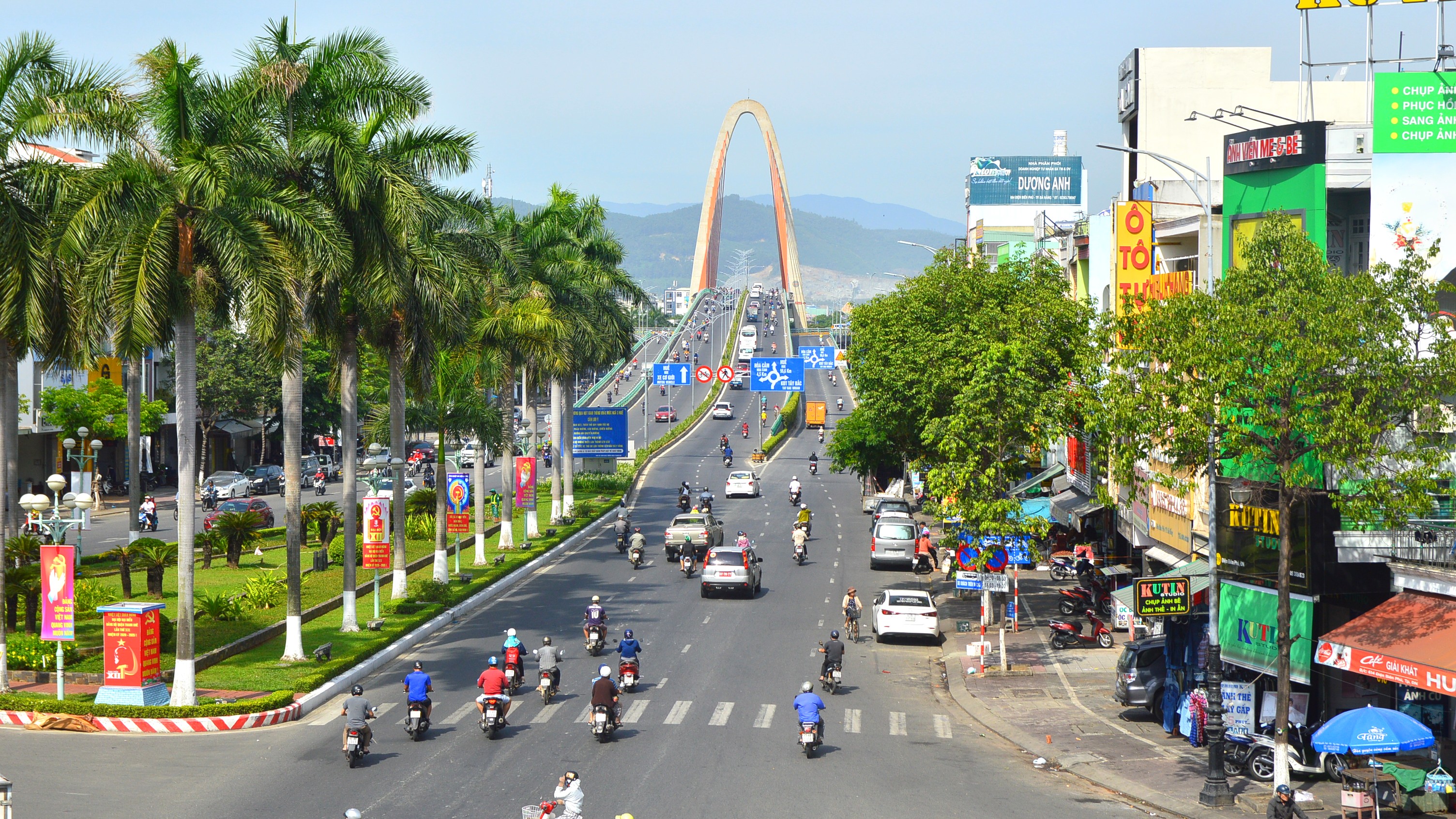 Đà Nẵng với chính sách chạm đến người dân - Bài cuối: Dân hiến đất mở đường, phố xá thênh thang