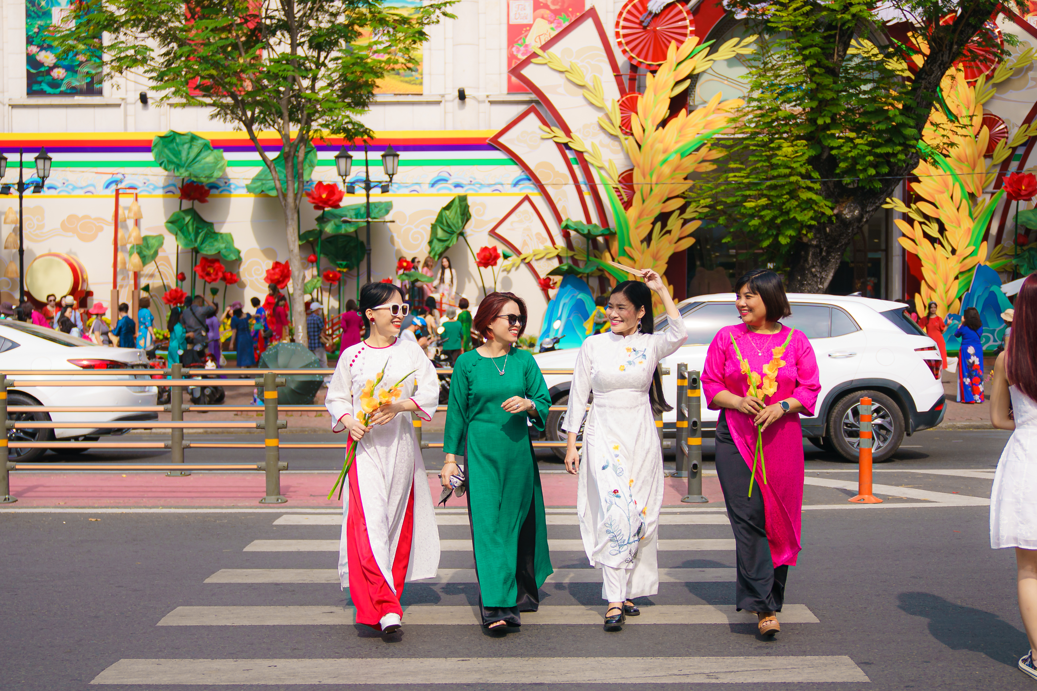 Đưa áo dài thành sản phẩm du lịch đặc trưng của TP.HCM