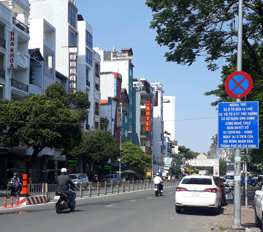 Kế hoạch thu phí đỗ ô tô dưới lòng đường ở TP.HCM