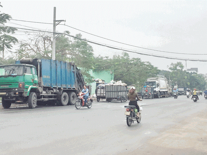 Điểm trung chuyển rác: Quận không làm nếu dân không đồng thuận