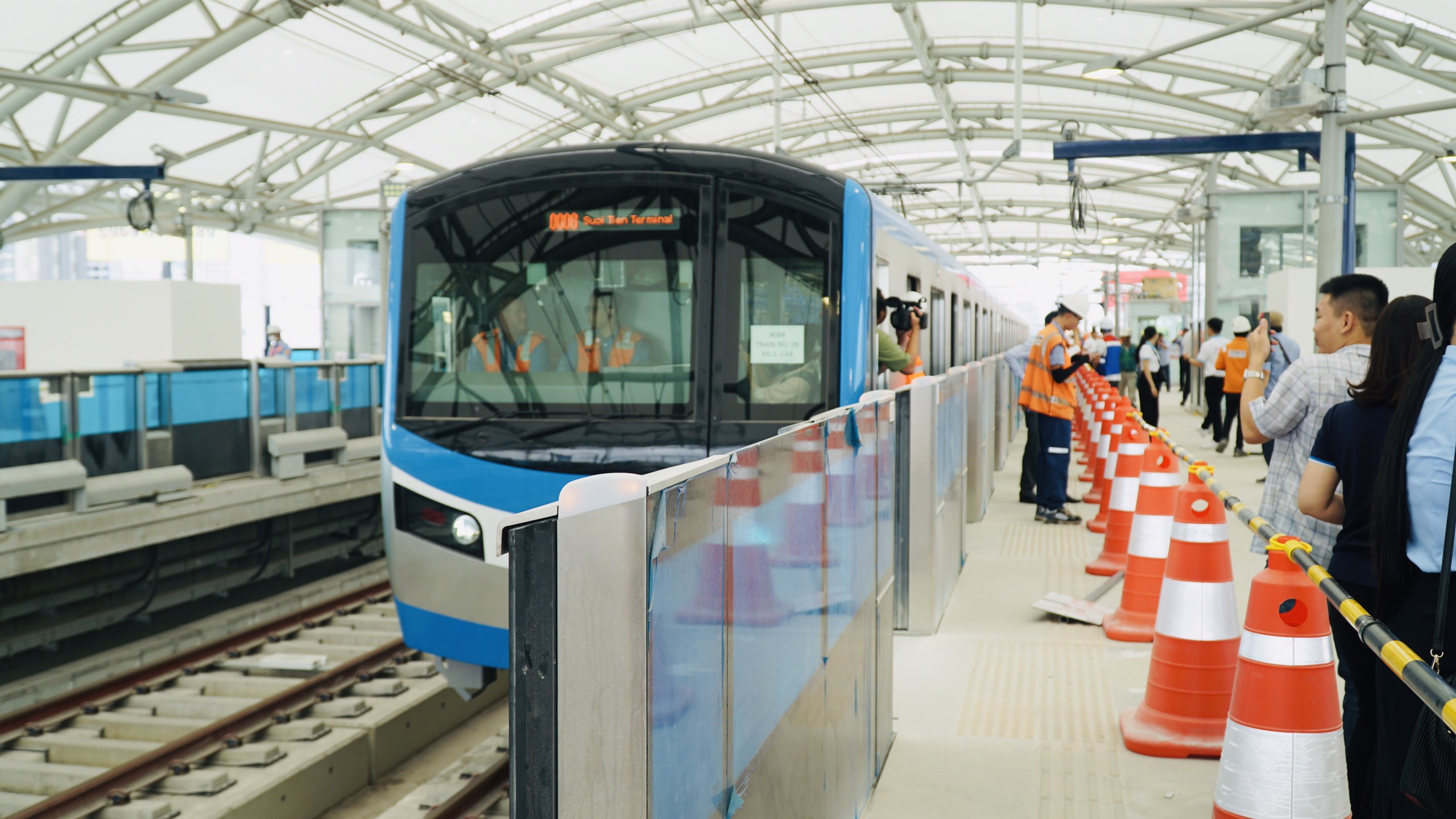 TP.HCM: Chạy thử toàn tuyến 20 km metro số 1