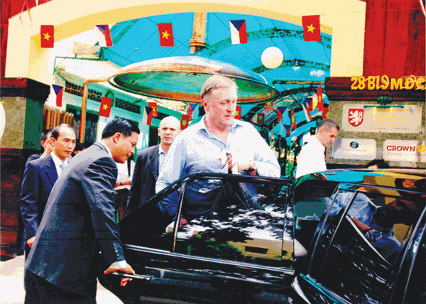 Những người bảo vệ yếu nhân - Họ là ai? ảnh 3