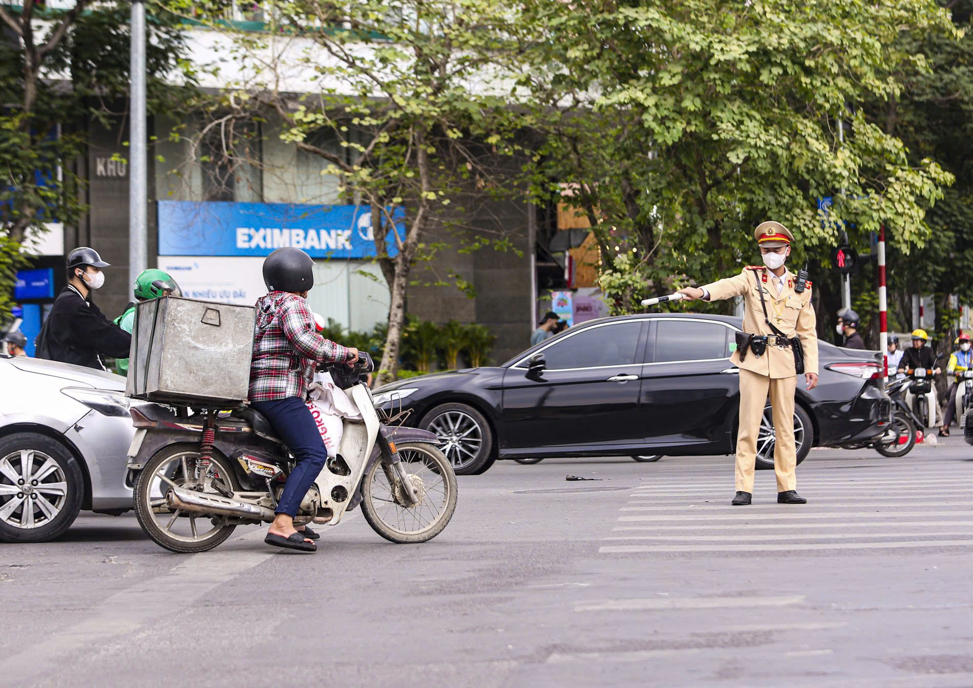 Những lưu ý đặc biệt khi Luật Trật tự, an toàn giao thông đường bộ có hiệu lực từ ngày mai