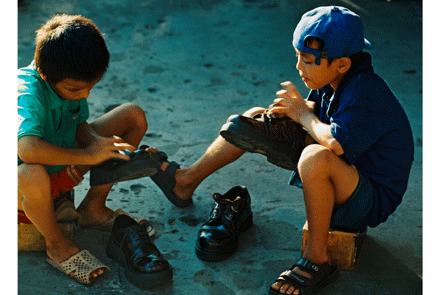 Dàn nhạc Pink Martini biểu diễn gây quỹ Vì trẻ em đường phố