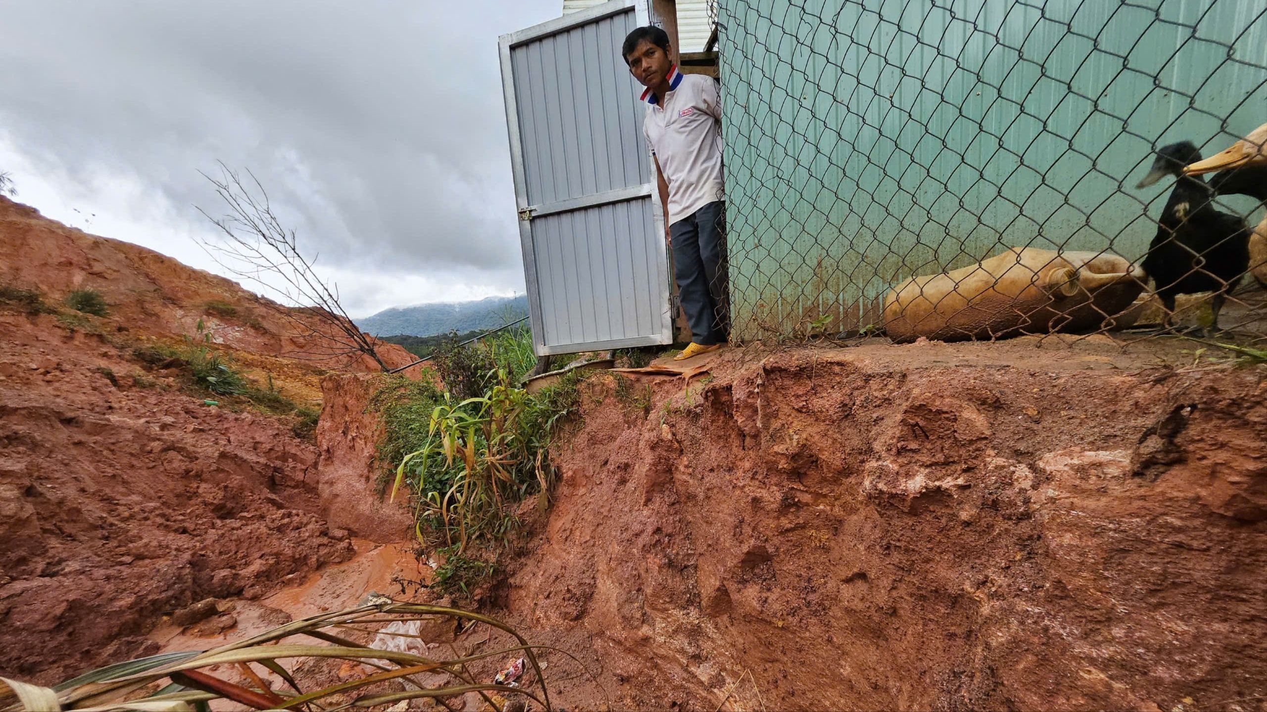 Khu tái định cư ở tỉnh Lâm Đồng sạt lở, đe dọa hàng chục hộ dân