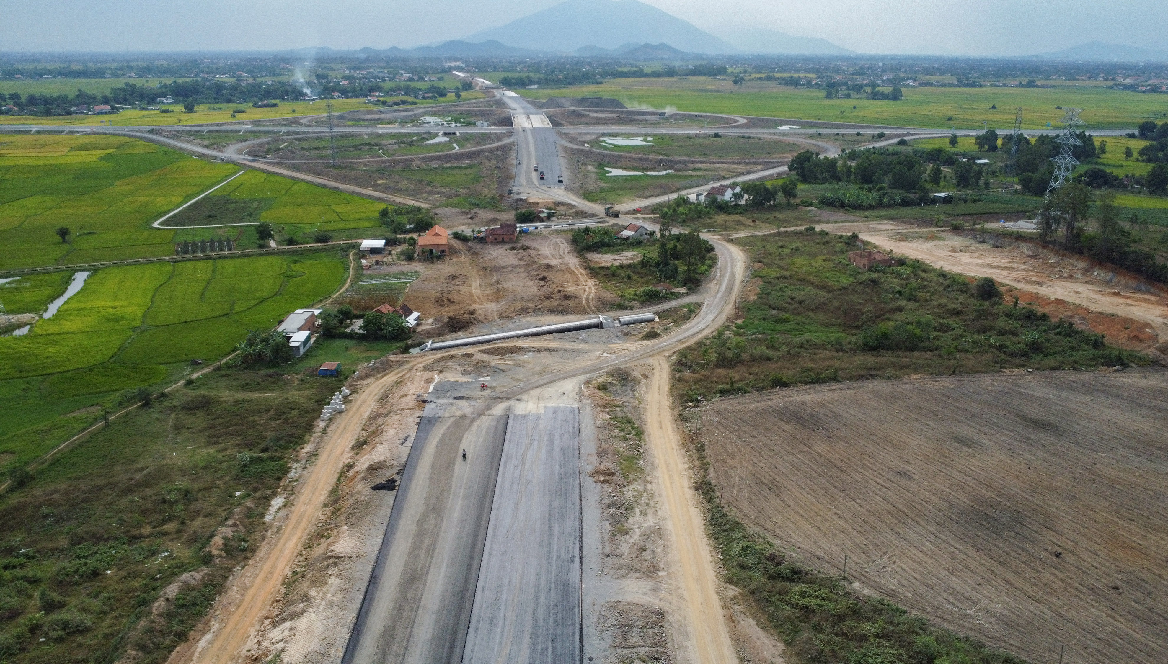 Những điểm nghẽn trên cao tốc Khánh Hòa - Buôn Ma Thuột