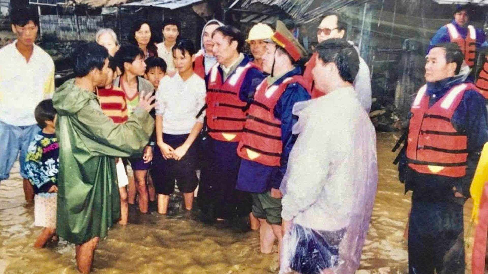 'Bác Ngọ đây rồi, chúng ta sống rồi bà con ơi!'