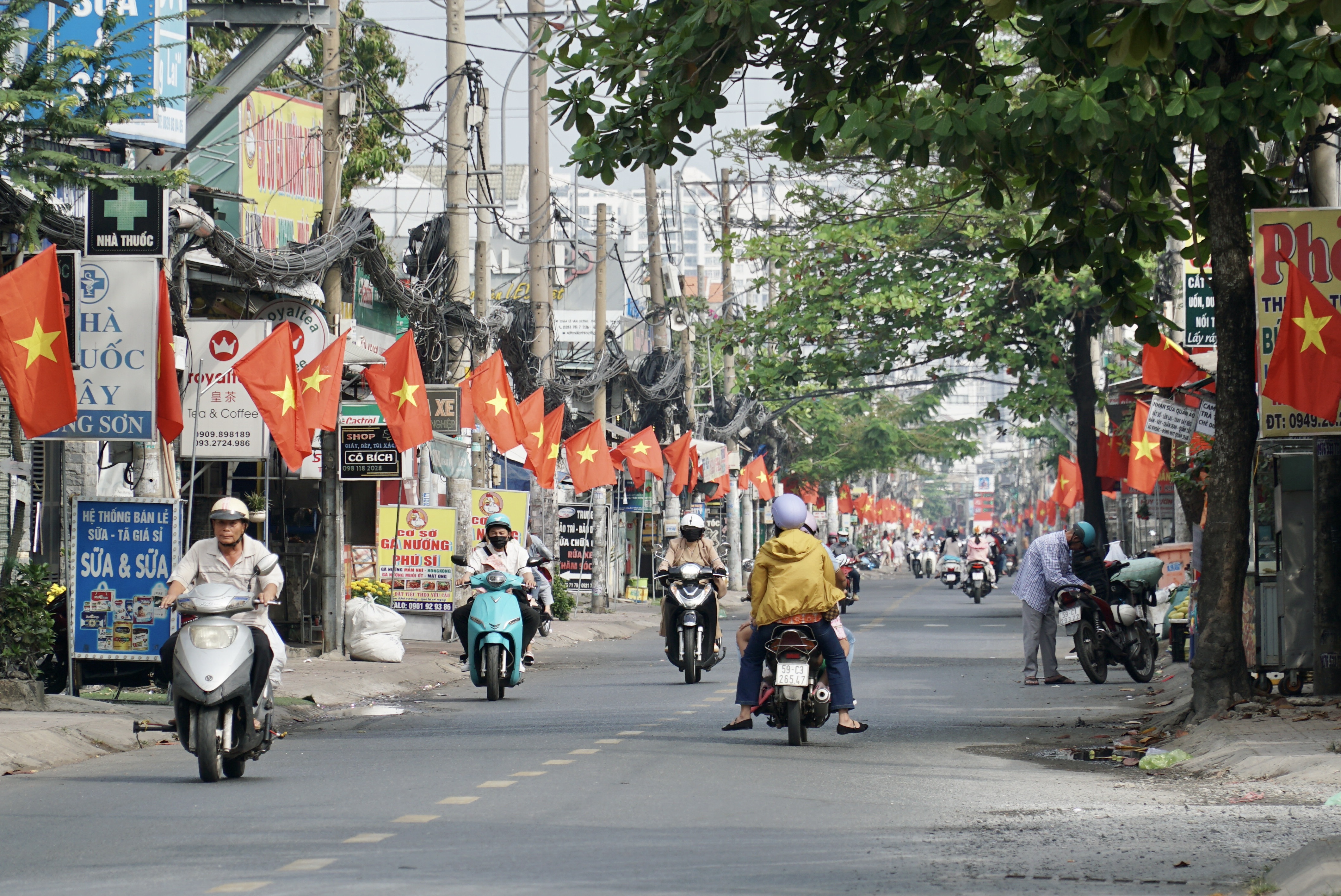 Khung cảnh yên bình ở TP.HCM ngày đầu năm 2025