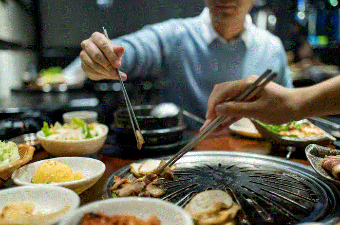 BBQ Hàn Quốc là một trong những trải nghiệm ẩm thực thực hành tuyệt vời nhất.