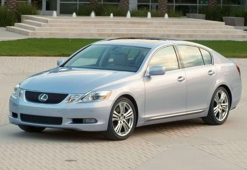 Lexus GS450h có giá từ 5.500 USD. Ảnh: Hotcars.