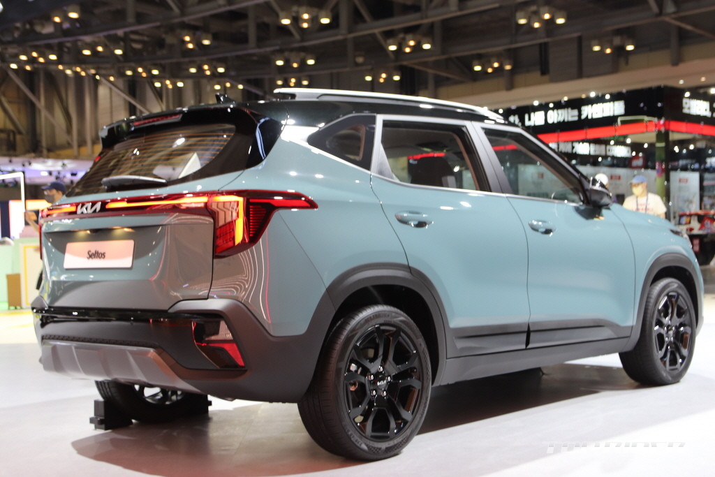 Kia Seltos là xe được trang bị nhiều công nghệ an toàn tiên tiến nhất. Ảnh: Motorbiscuit.