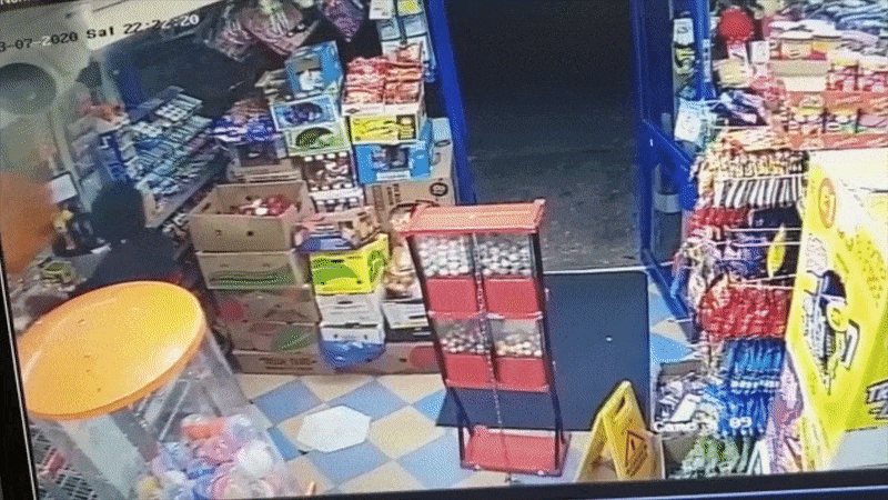 2 tên cướp ở Phú Yên 'xui nhất quả đất' ảnh 2 Đuổi cướp có dao bằng... một nắm ớt bột
