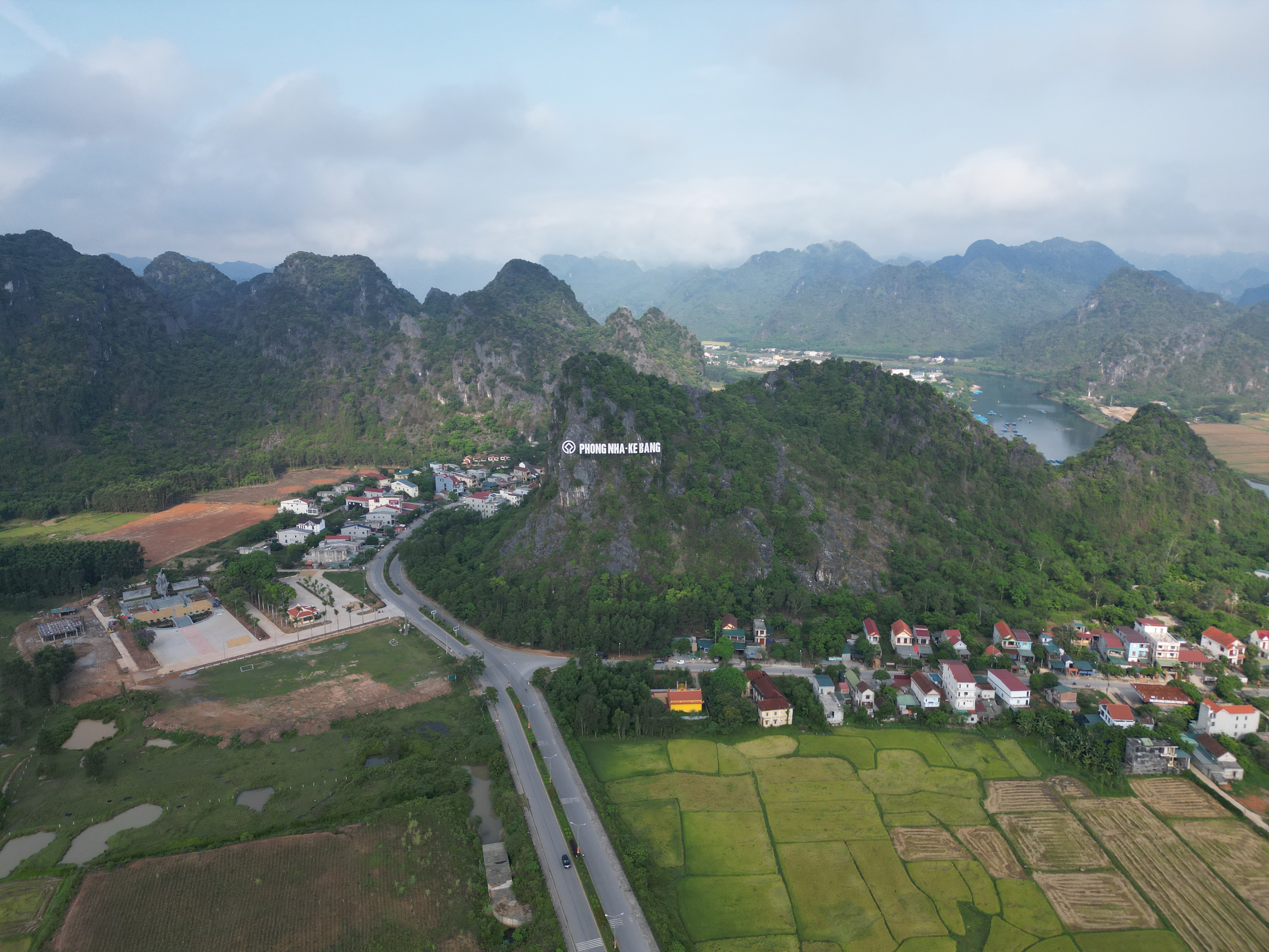 Bài 1: Net Zero - hướng đi cho 'trái tim' du lịch Quảng Bình