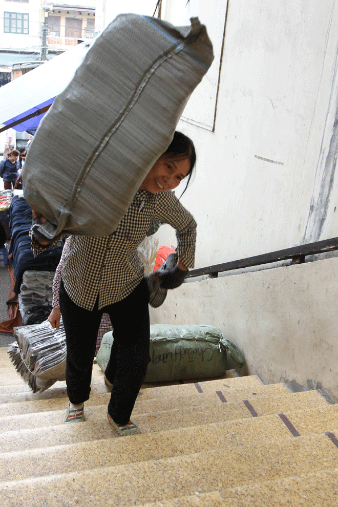 Ngày 8.3 không dành cho... phụ nữ ảnh 2 Ngày 8.3 không dành cho... phụ nữ ảnh 2