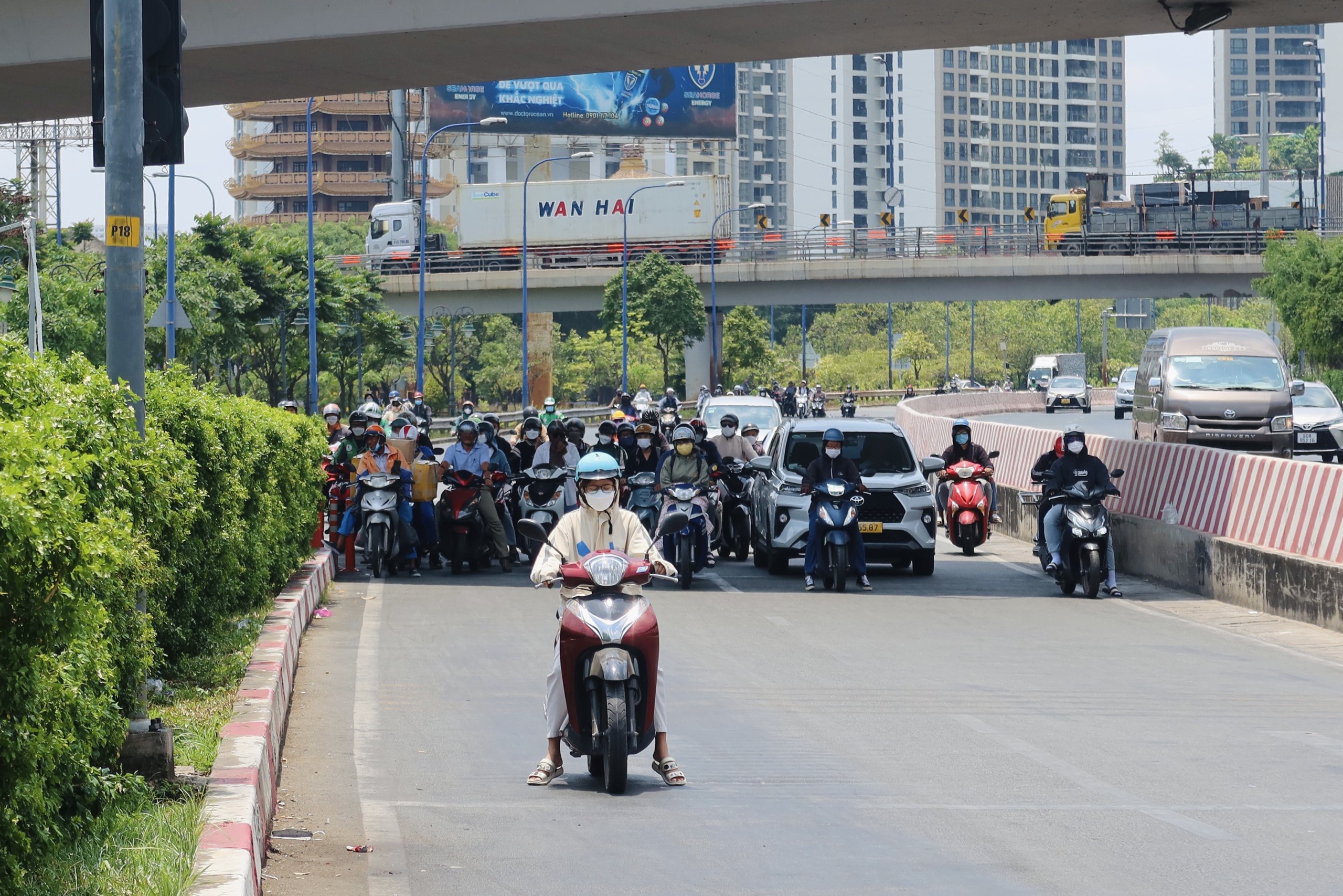 Cảnh báo nguy cơ sốc nhiệt những ngày nắng nóng