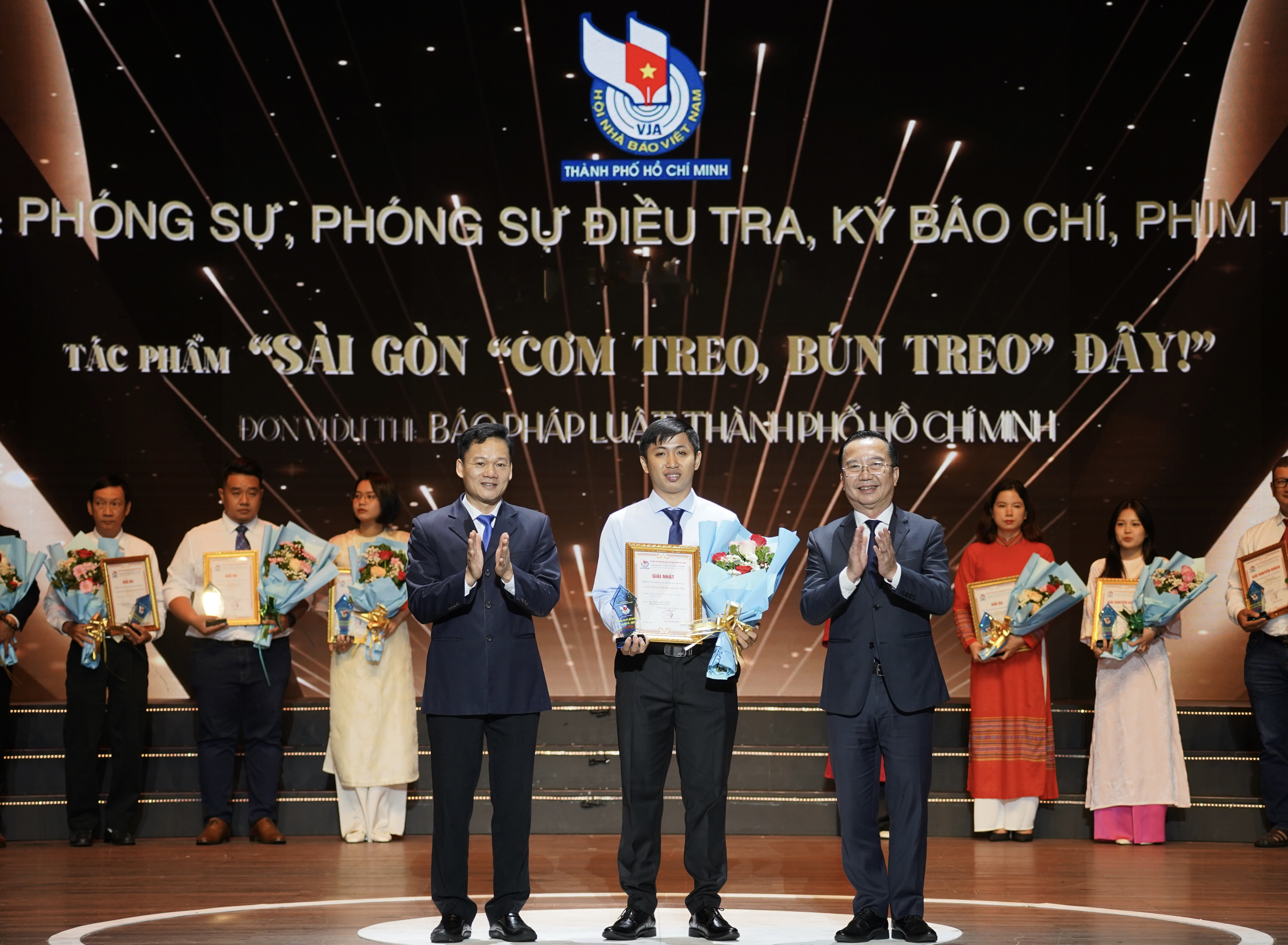 Báo Pháp Luật TP.HCM đoạt 10 giải báo chí TP.HCM 