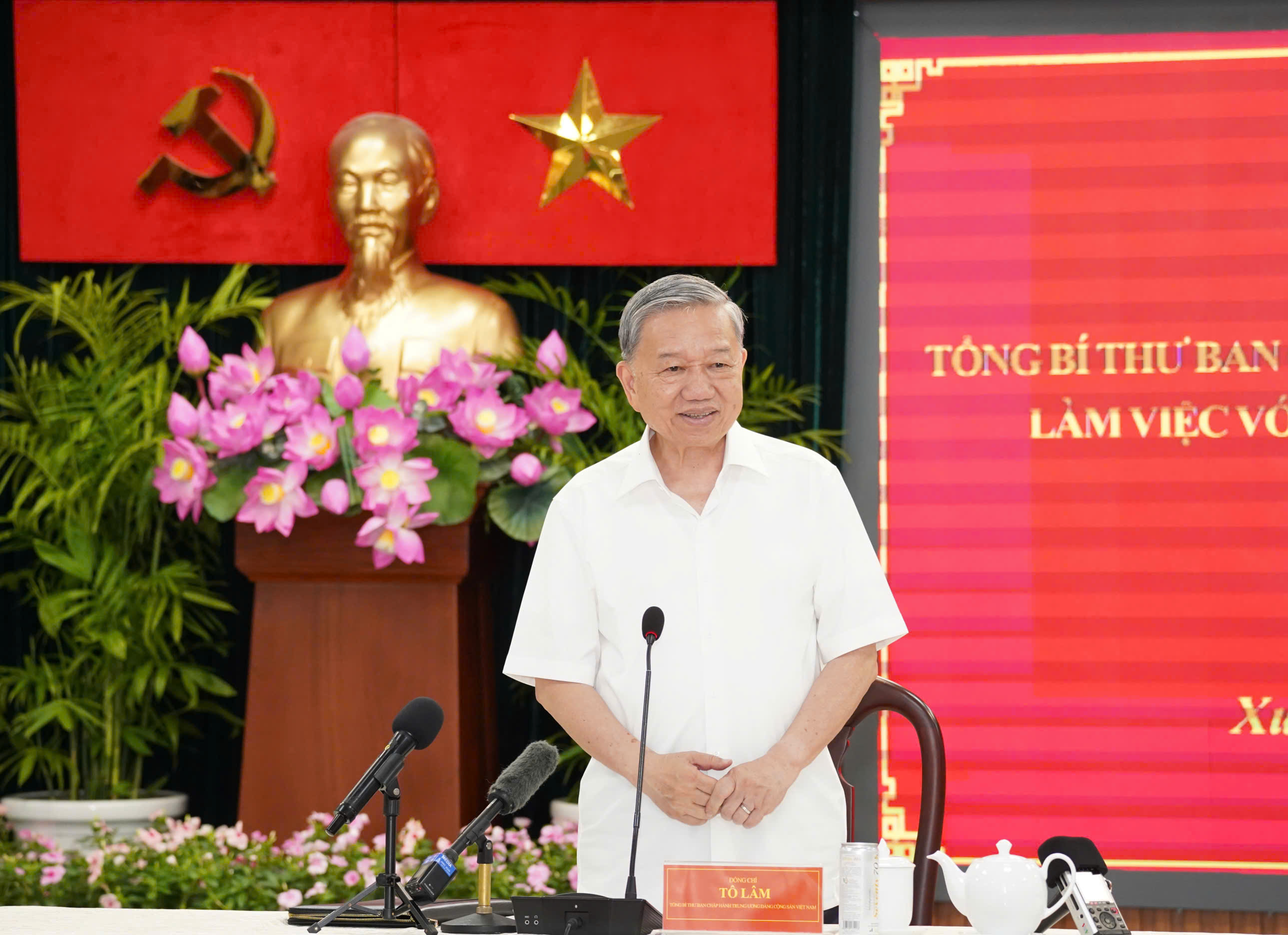 Tổng Bí thư Tô Lâm: Hàng lối ngay ngắn, đội ngũ chỉnh tề để bắt đầu mô hình mới từ 1-7