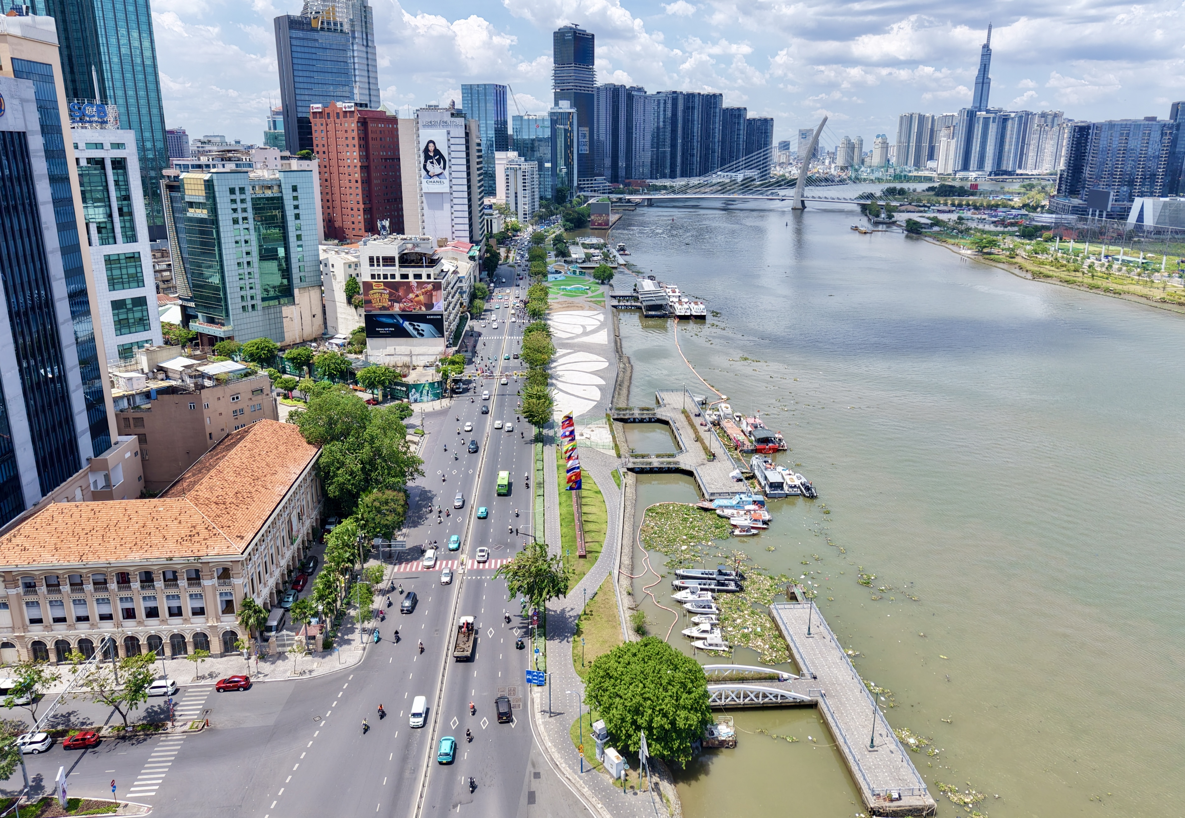 Kiến trúc lại không gian phát triển, xây dựng hình hài siêu đô thị TP.HCM