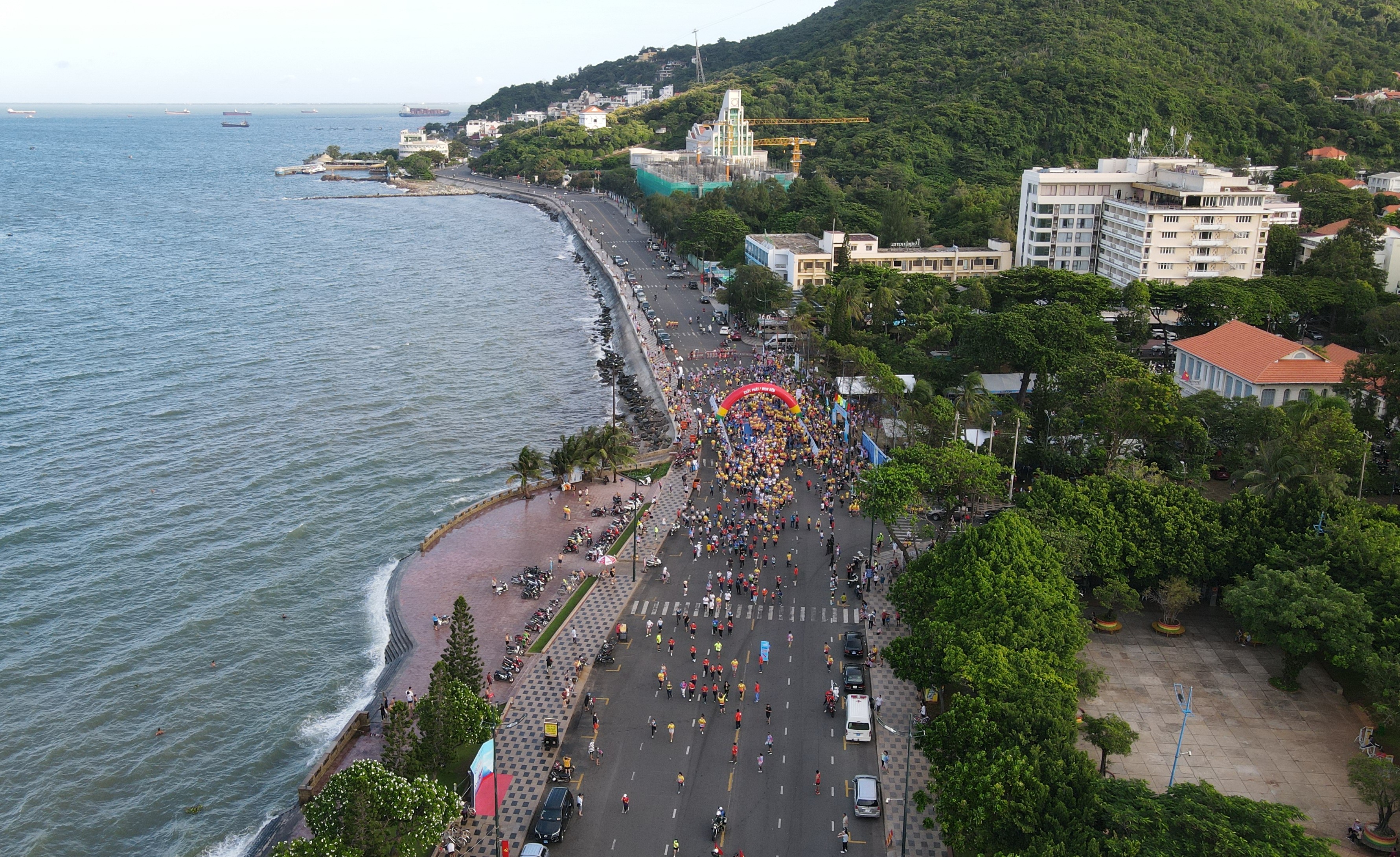 Sôi động, hào hứng tại Giải việt dã Báo Bà Rịa-Vũng Tàu năm 2023