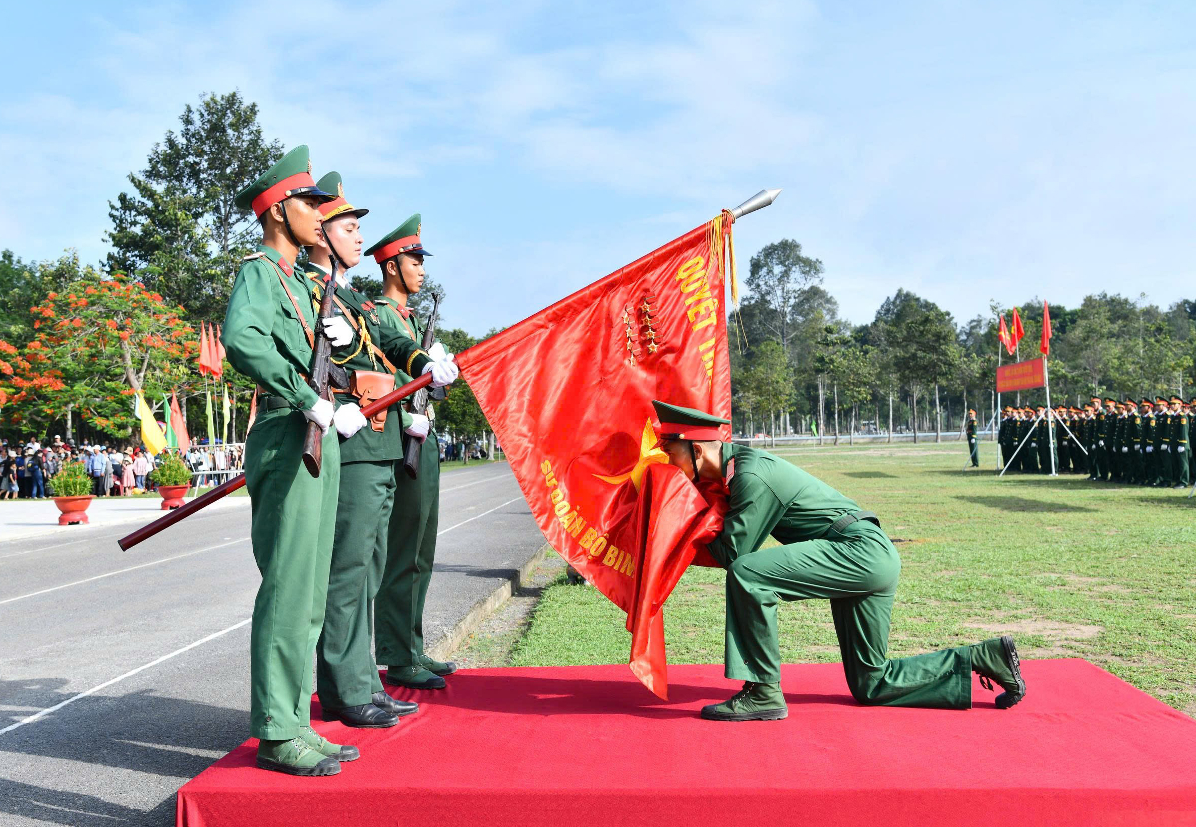 Ngày tuyên thệ của chiến sĩ mới ở Sư đoàn 9 