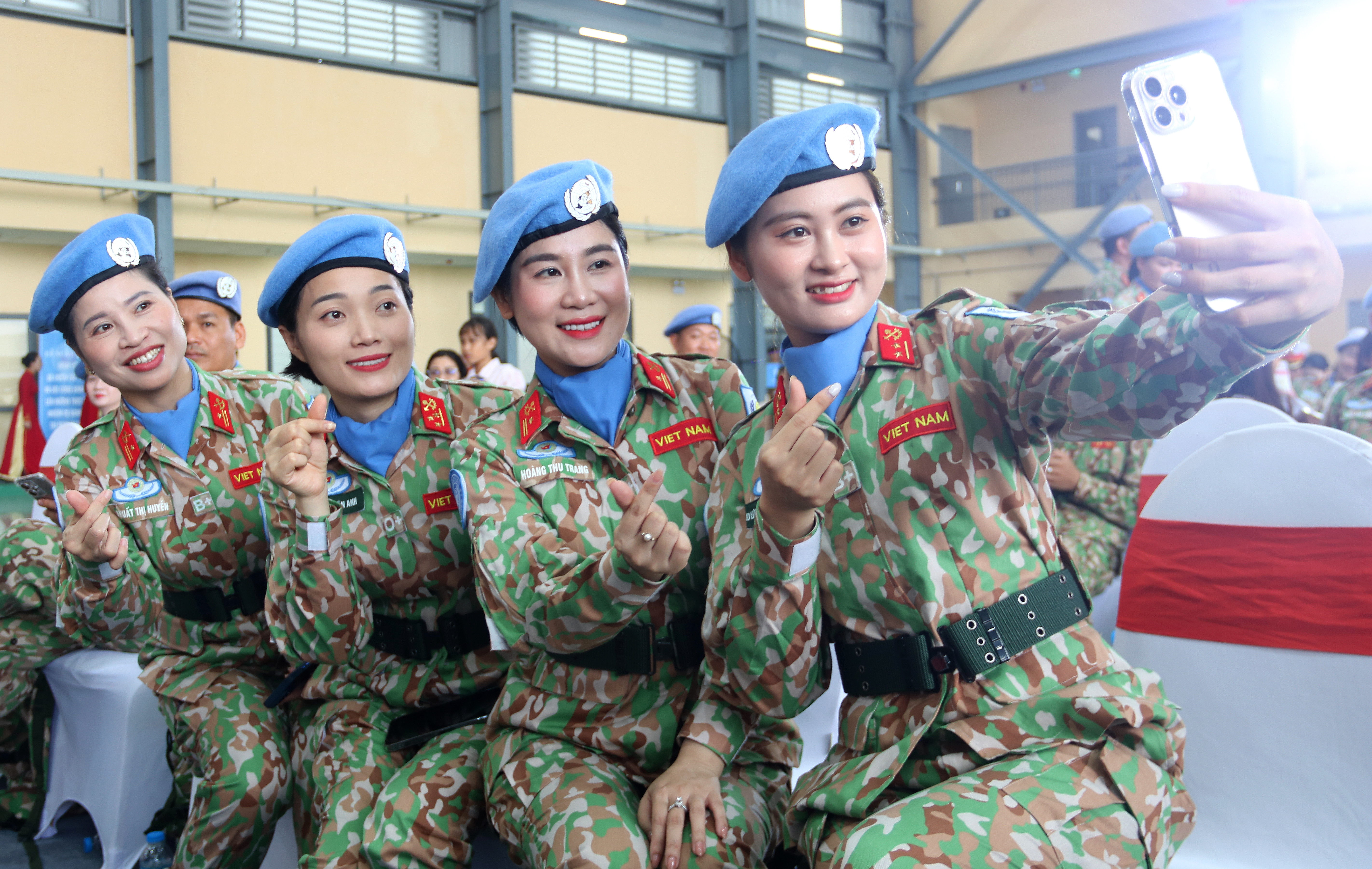 Chiến sĩ mũ nồi xanh rạng rỡ lên đường gìn giữ hòa bình Liên Hợp Quốc