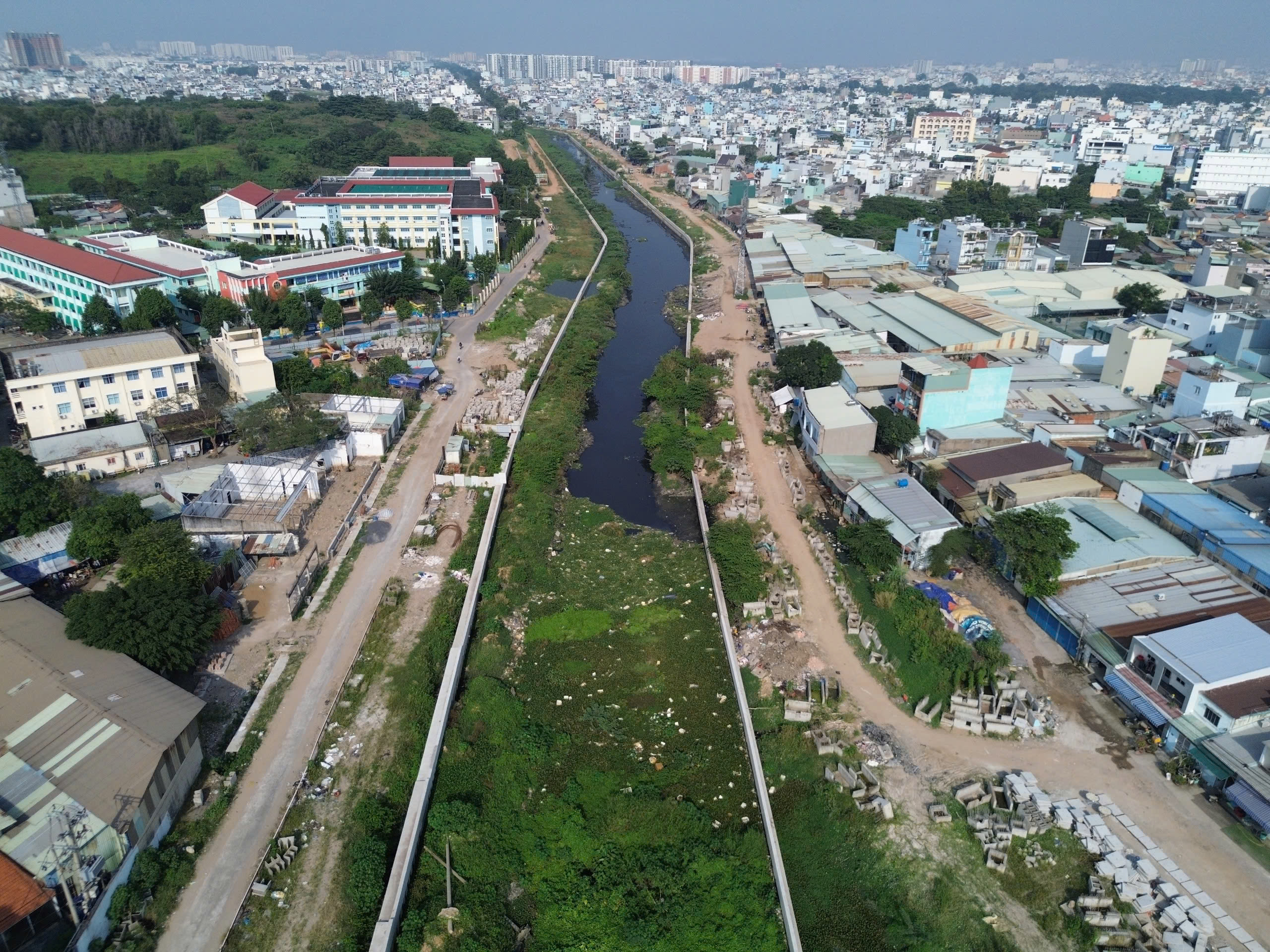 Cận cảnh 5 đoạn đường dọc kênh Tham Lương - Bến Cát thông xe ngày 28-4